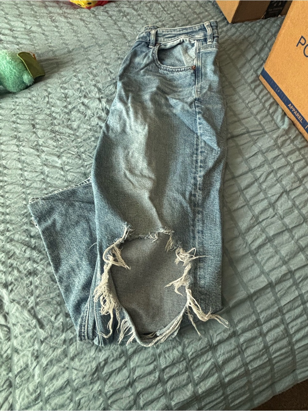 American Eagle Outfitters Light Blue Distressed Straight Leg Jeans